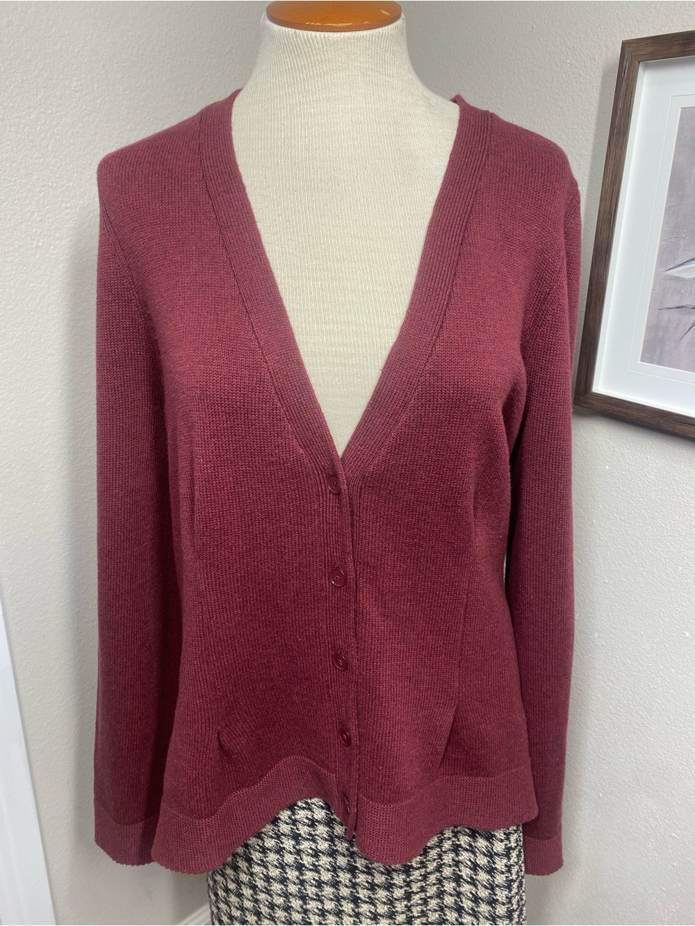 Cabi Catch Cardigan Garnet Sweater‎ Fall Layers Button Front Cotton Cozy